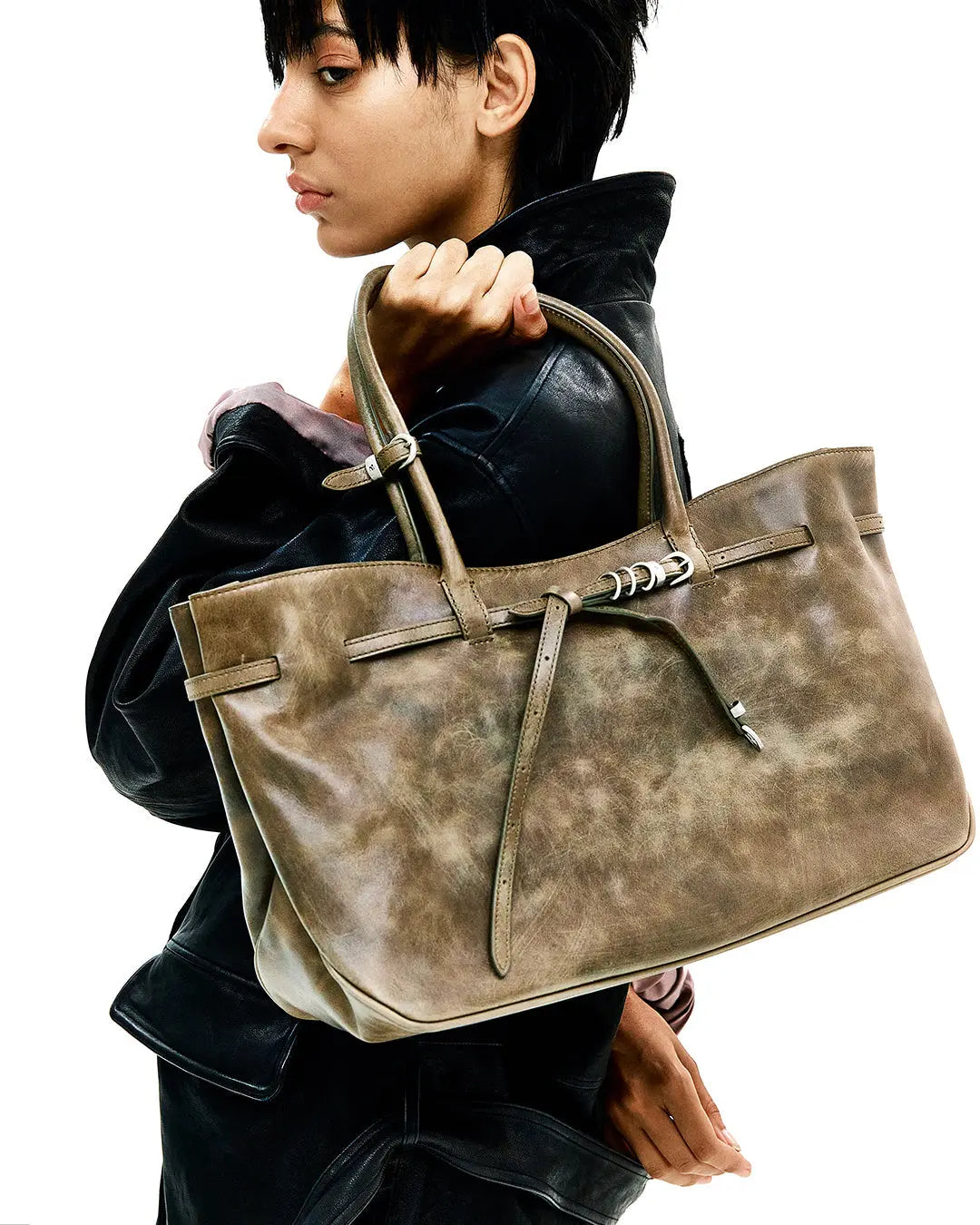 25FW COLLECTION ‘PRIORITY’ MARGESHERWOOD
