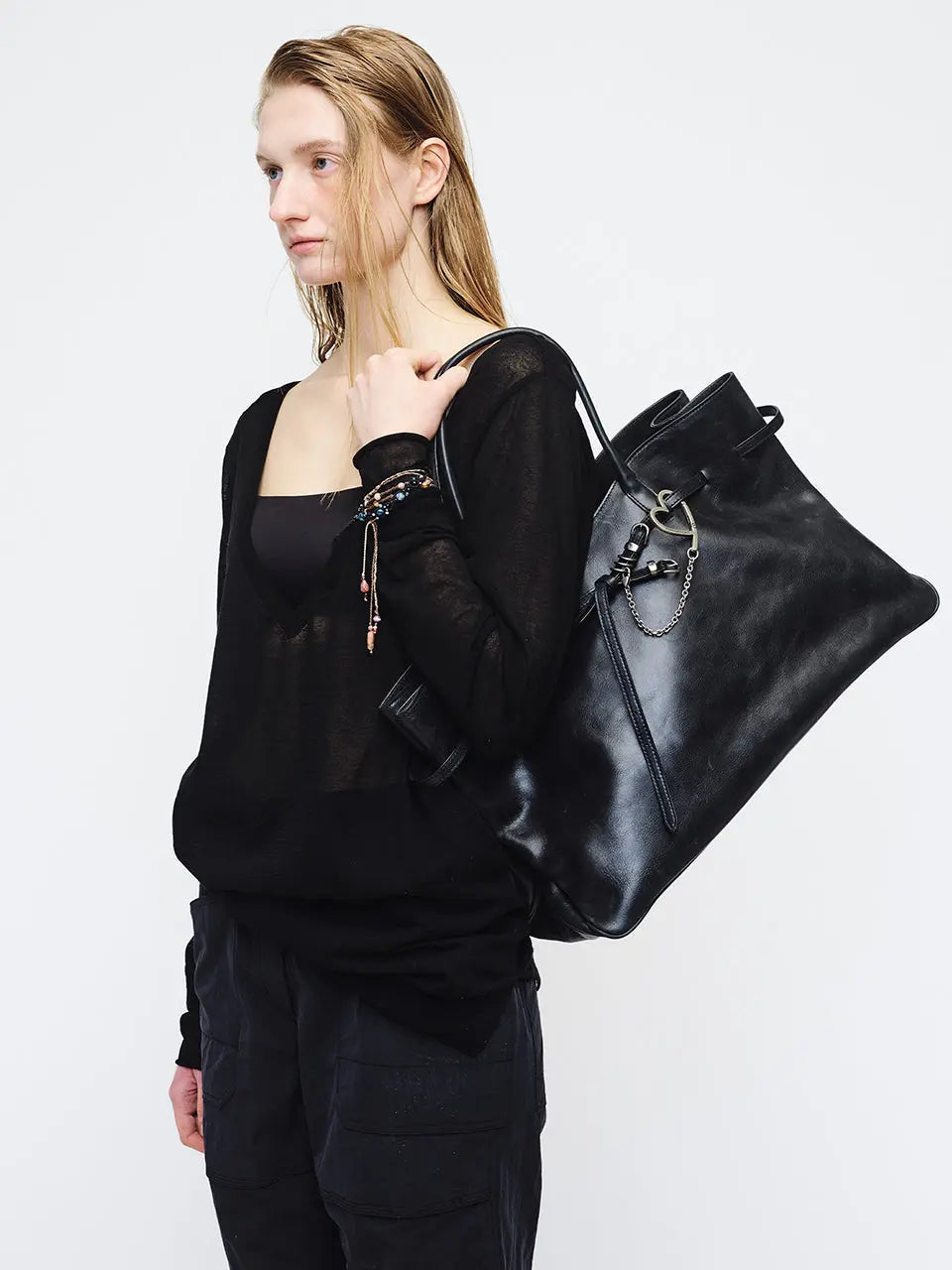 GRANDMA USED BAG XL_black pull-up margesherwood