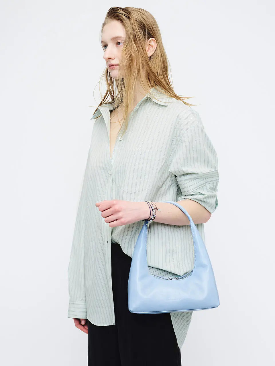 HOBO SHOULDER_blue semi veg margesherwood