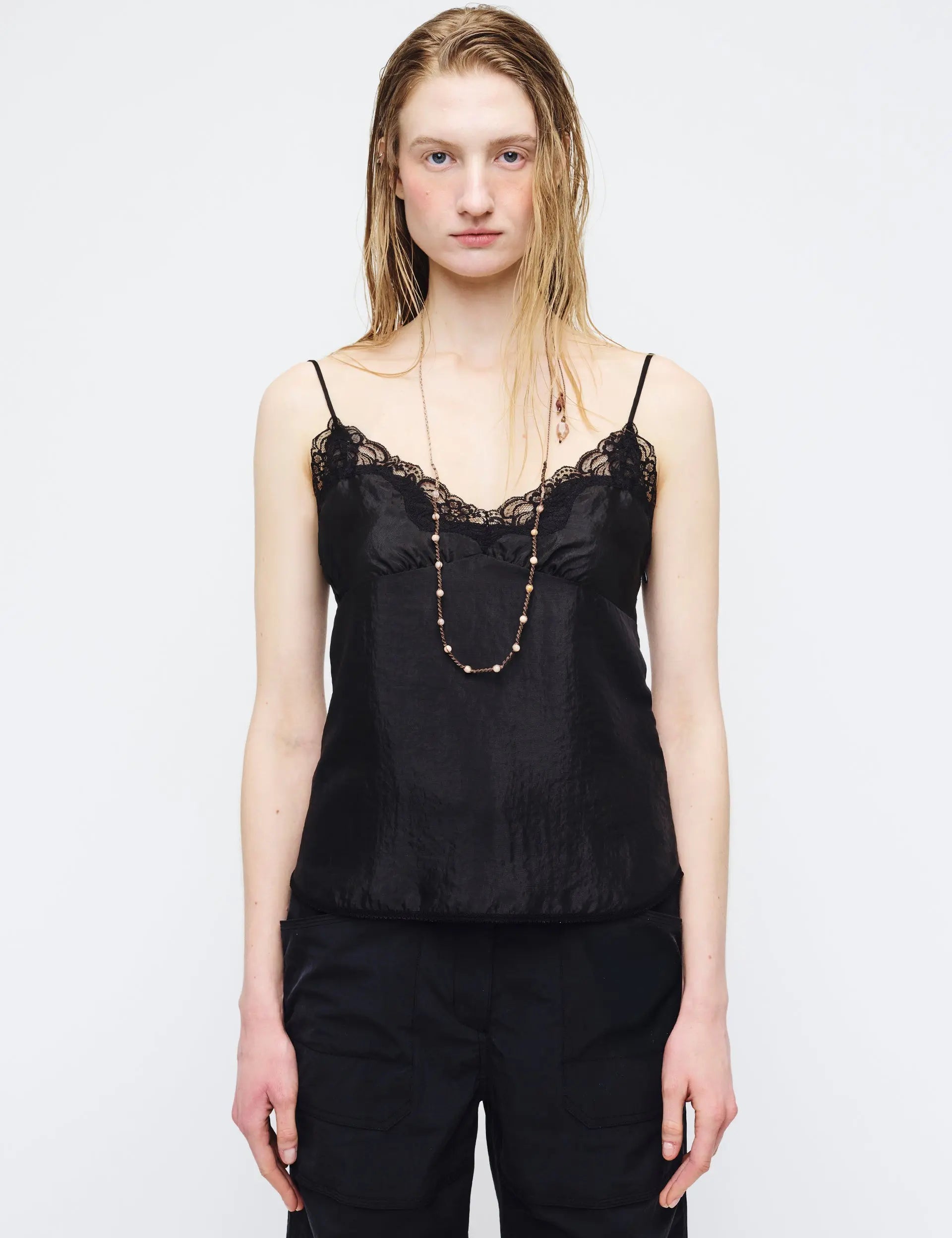 LACE SLEEVELESS TOP_black margesherwood