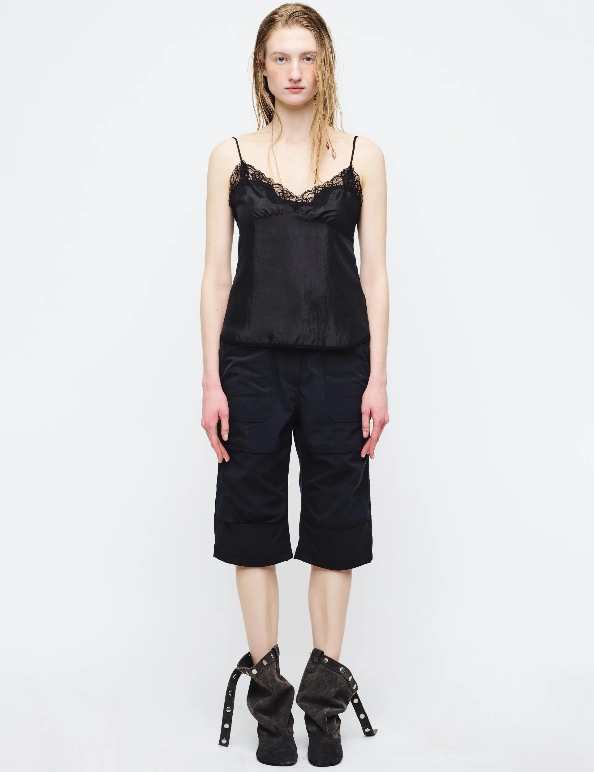 LACE SLEEVELESS TOP_black margesherwood