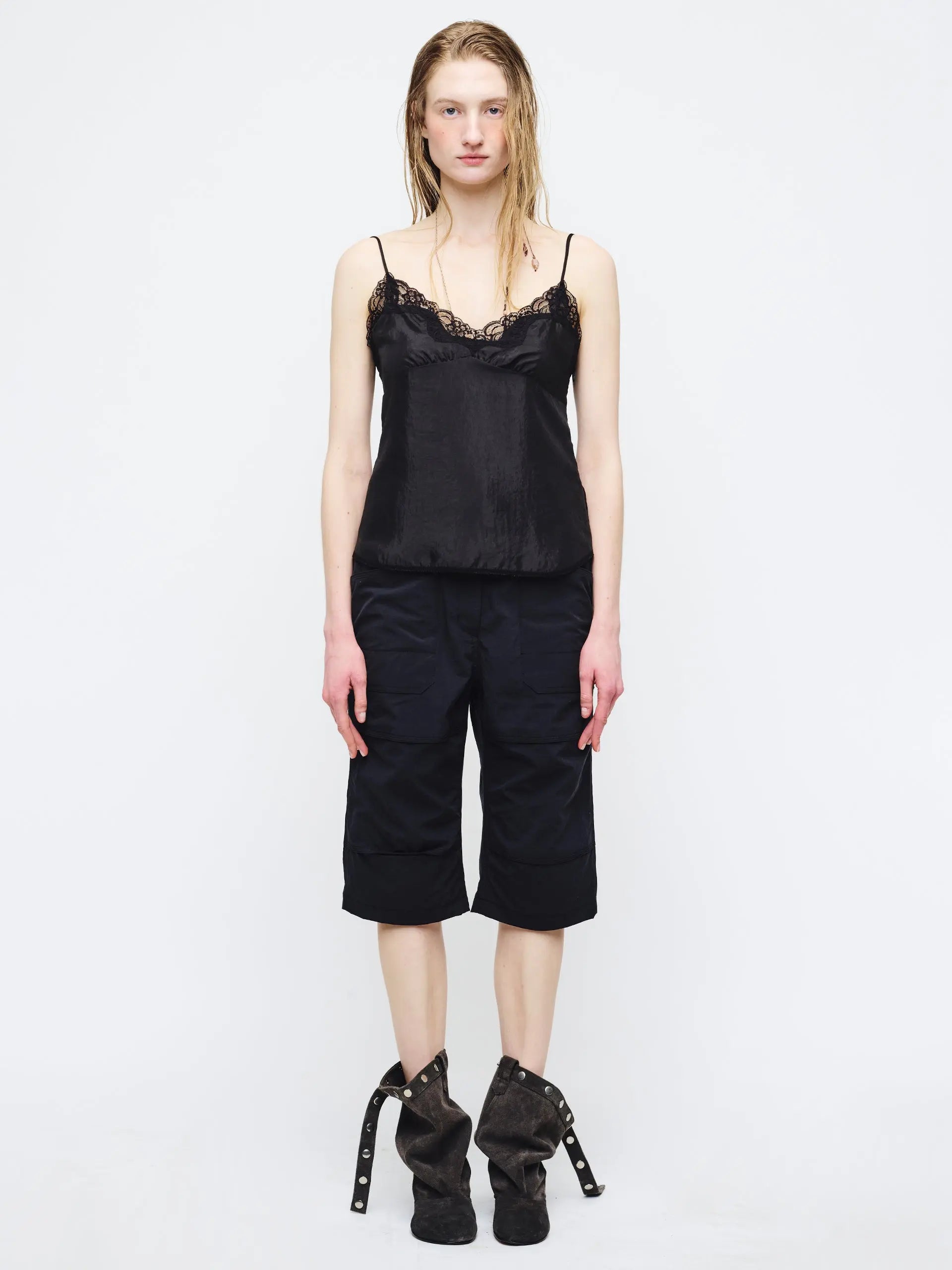 LACE SLEEVELESS TOP_black margesherwood