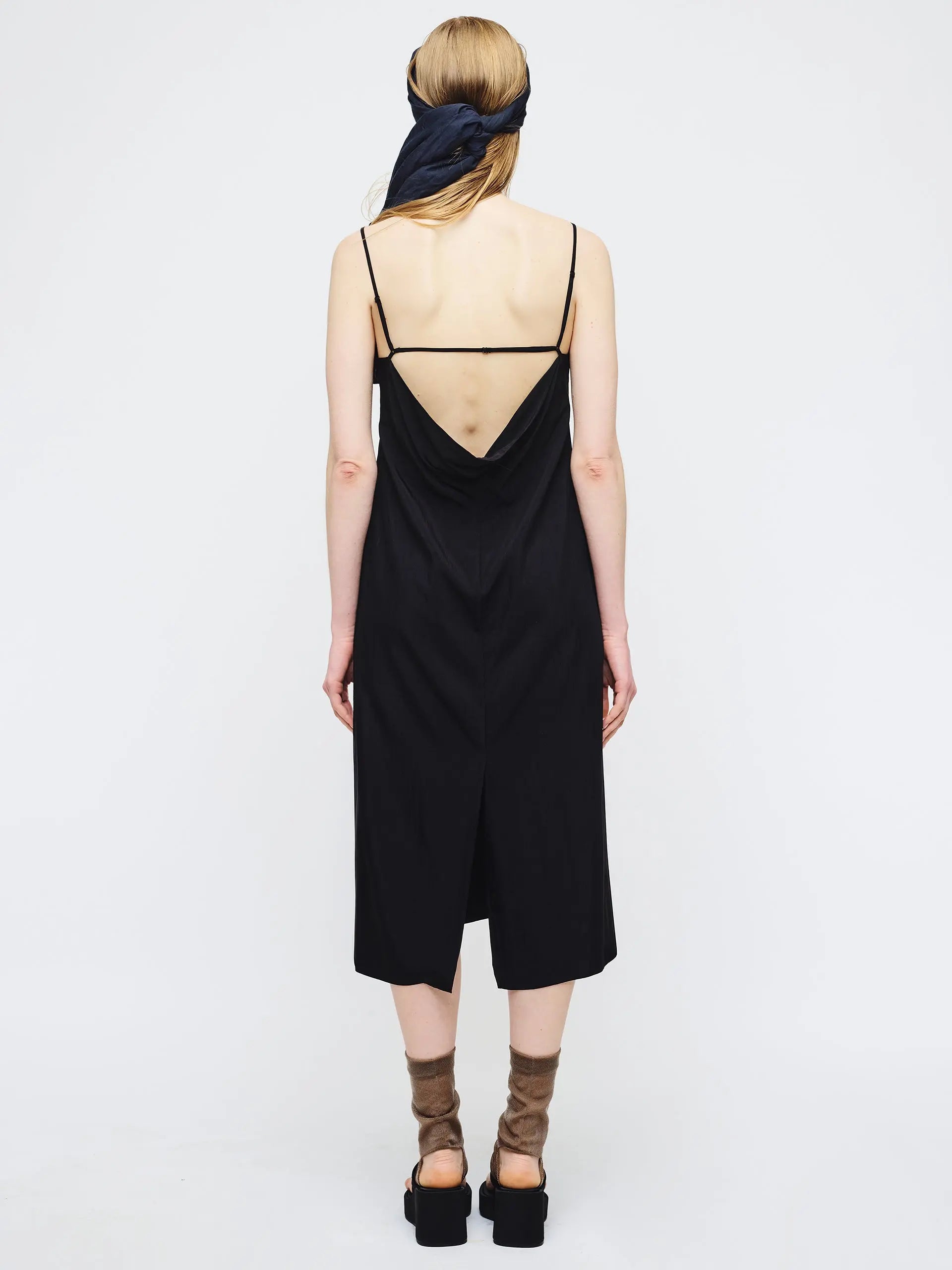 MINIMAL SLIP DRESS_black margesherwood