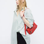 OUTPOCKET HOBO MINI_apple red glossy plain margesherwood