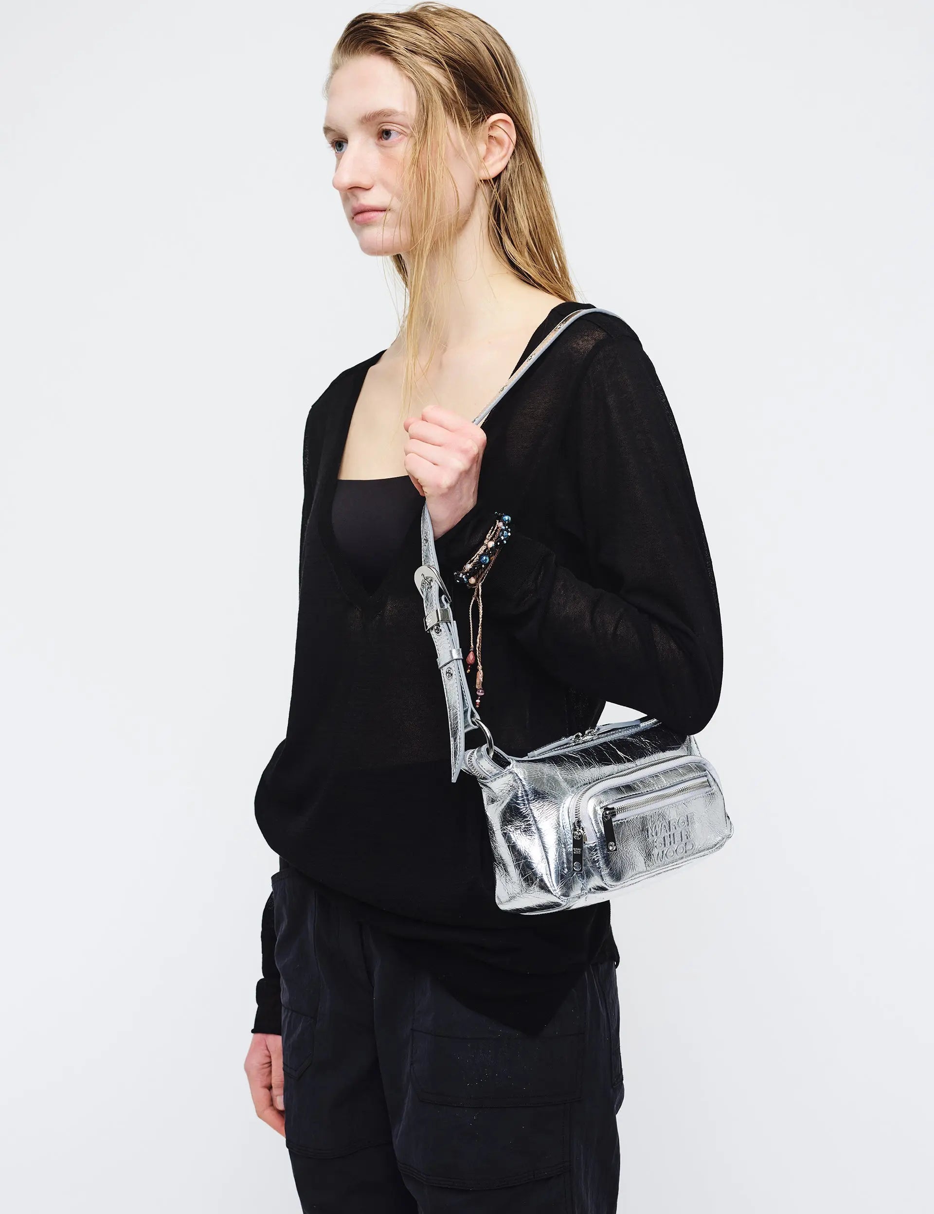 OUTPOCKET HOBO MINI_silver crinkle margesherwood