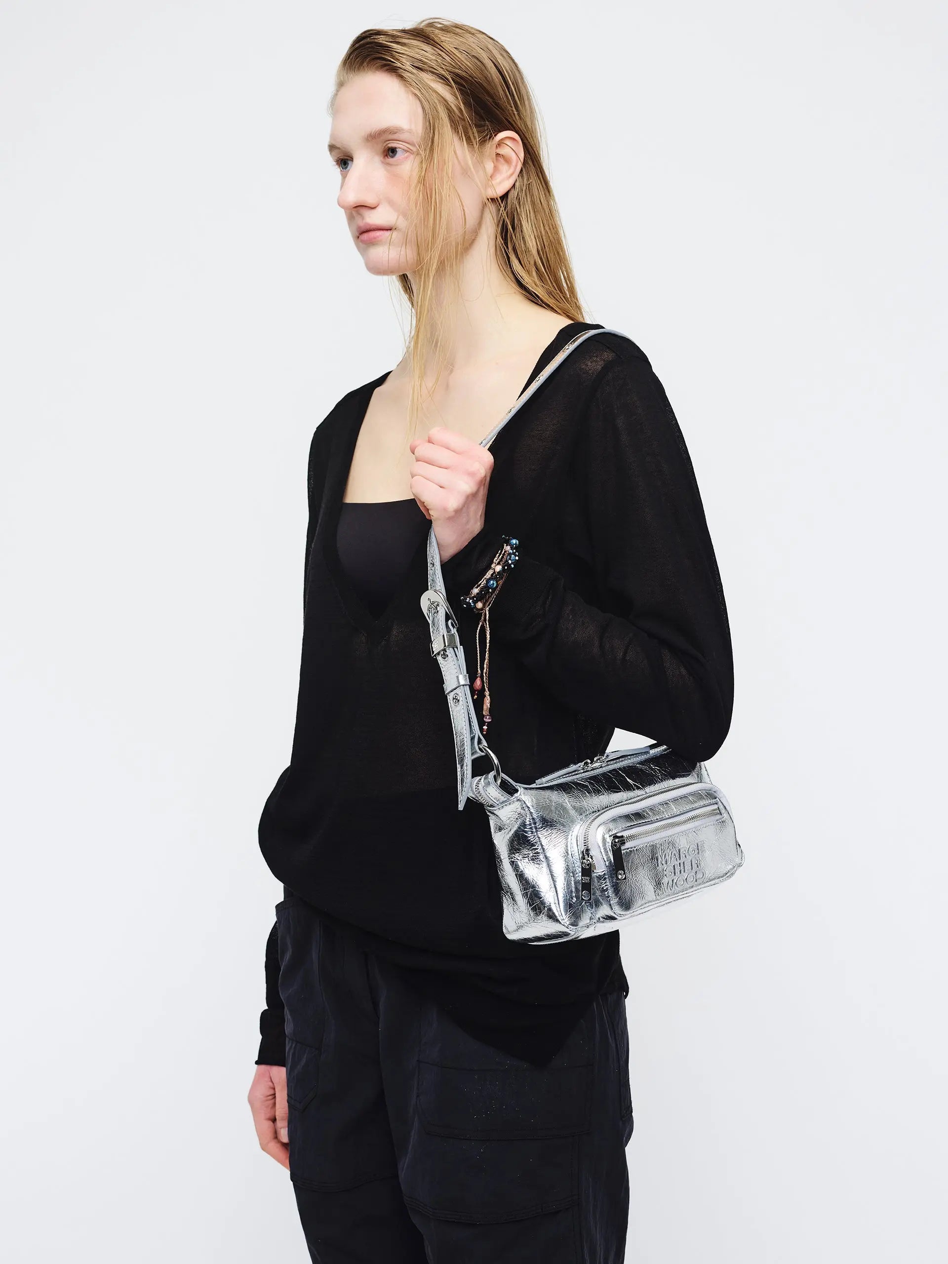 OUTPOCKET HOBO MINI_silver crinkle margesherwood