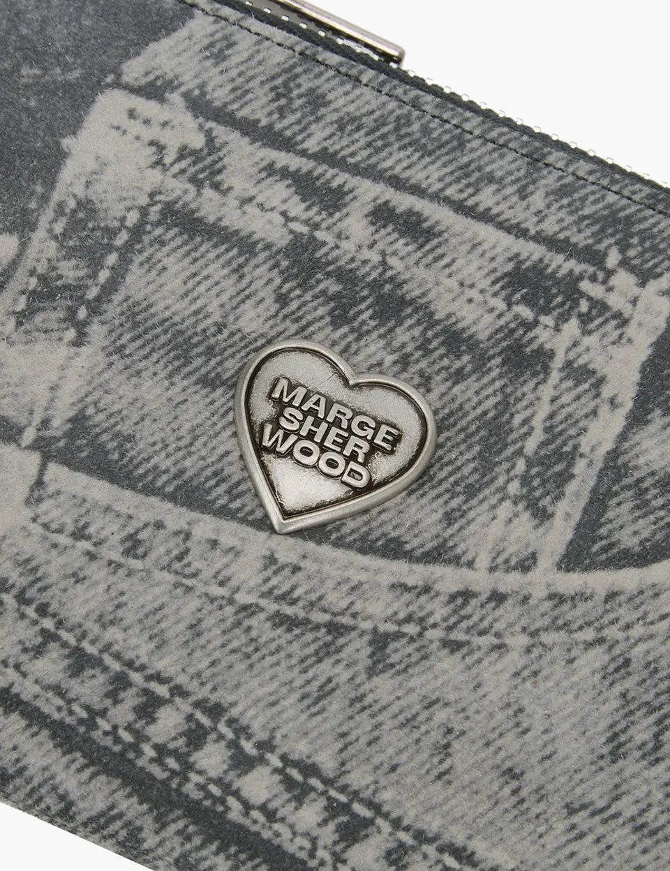 HEART ZIPPER WALLET_SILVER LOGO_light grey printed suede margesherwood