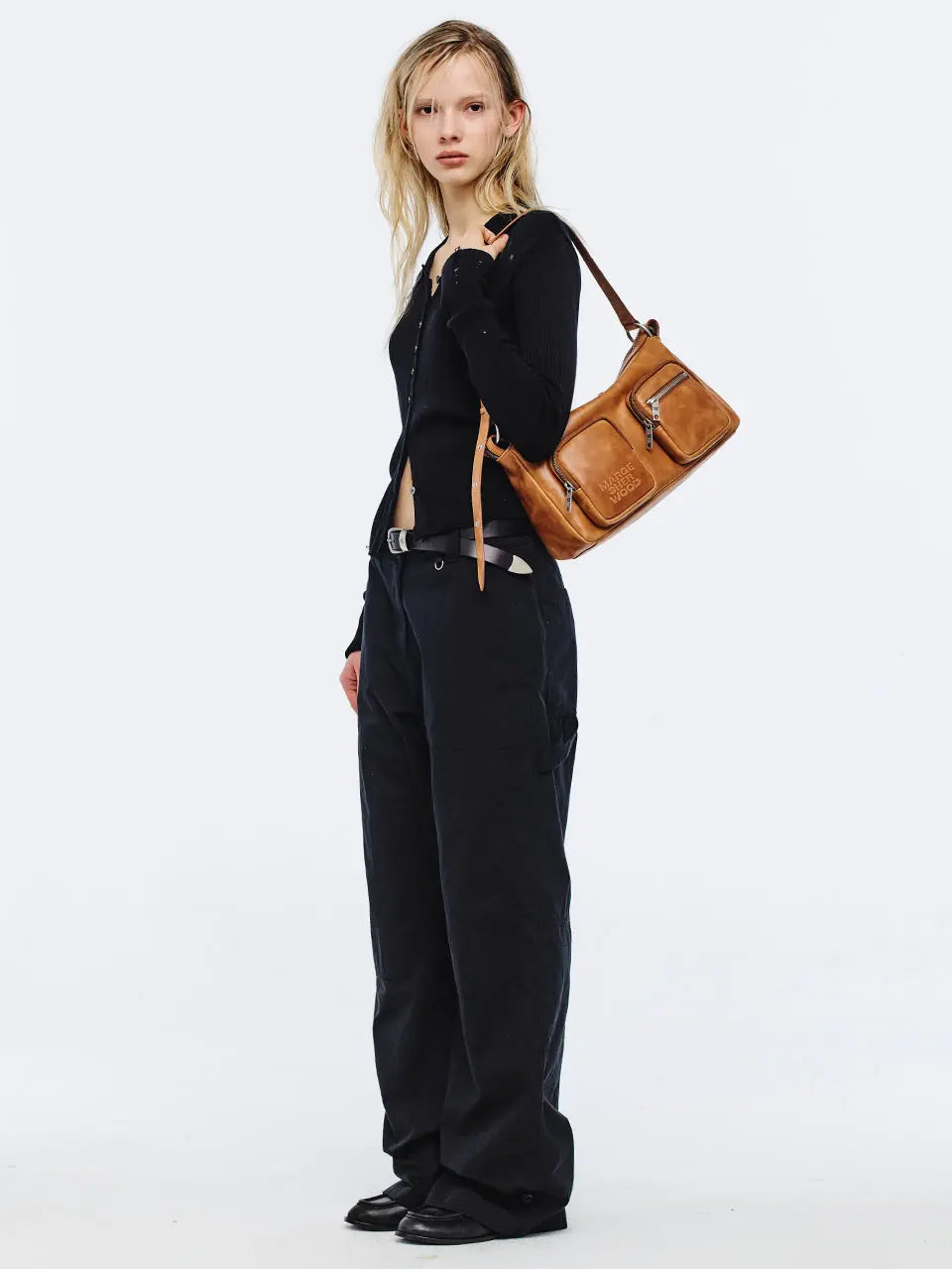 OUTPOCKET HOBO_saddle brown pull-up margesherwood