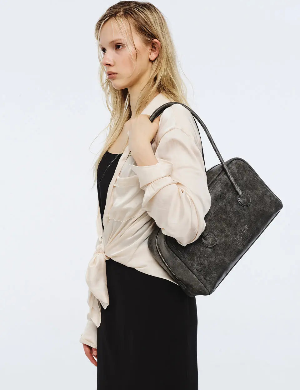 SOFT BOSTON_white+grey two-tone cracked margesherwood