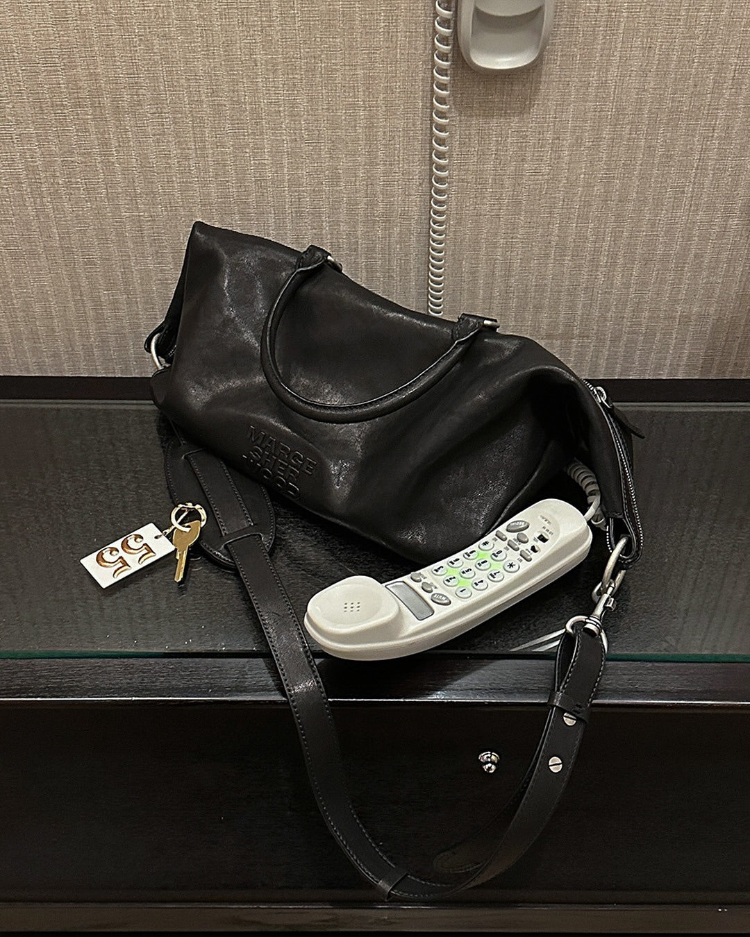 OUTPOCKET HOBO_off white cracked – margesherwood OUTPOCKET HOBO_off white cracked – margesherwood